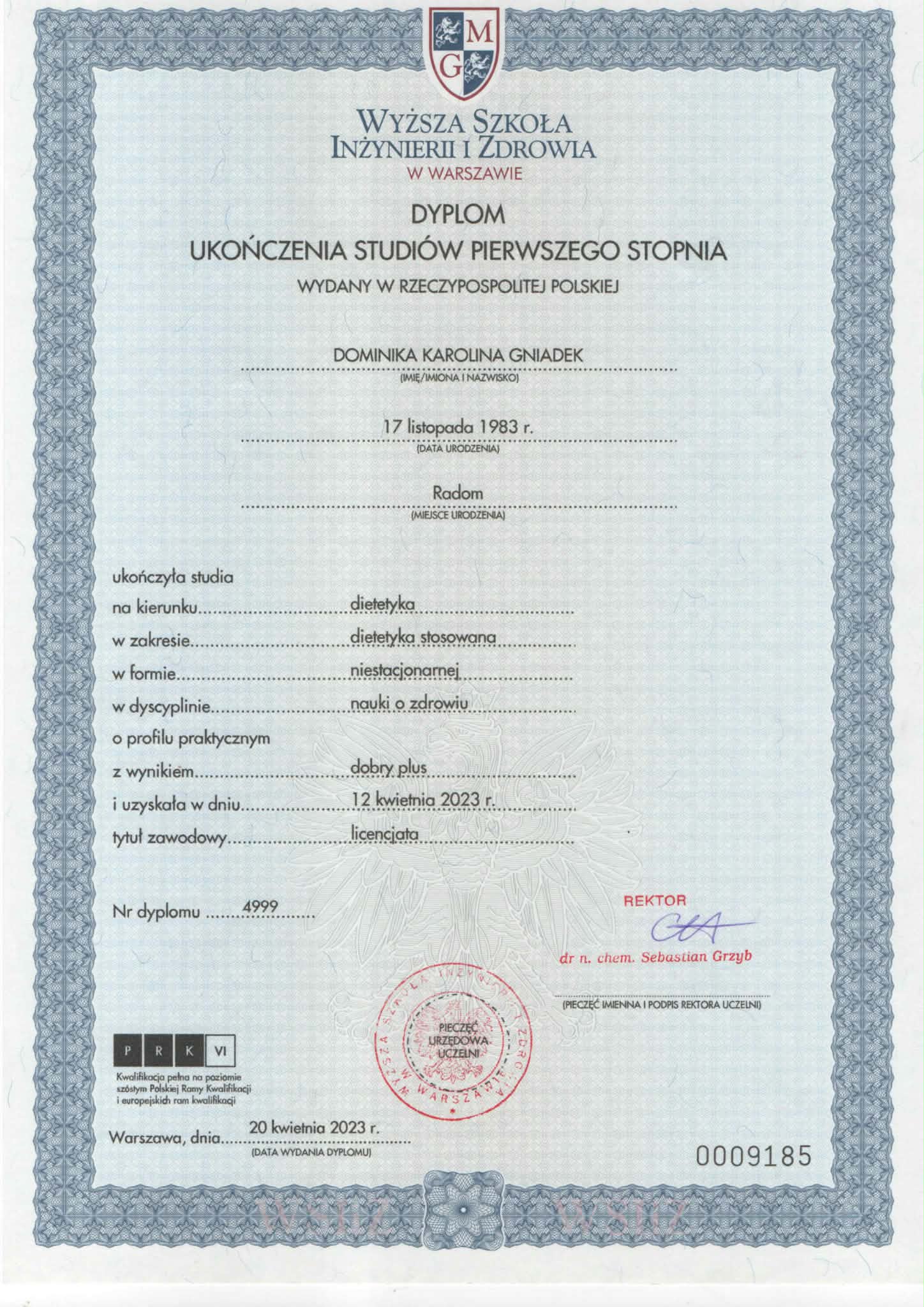 Dyplom ukończenia studiów I stopnia, dietetyka, WSIiZ w Warszawie